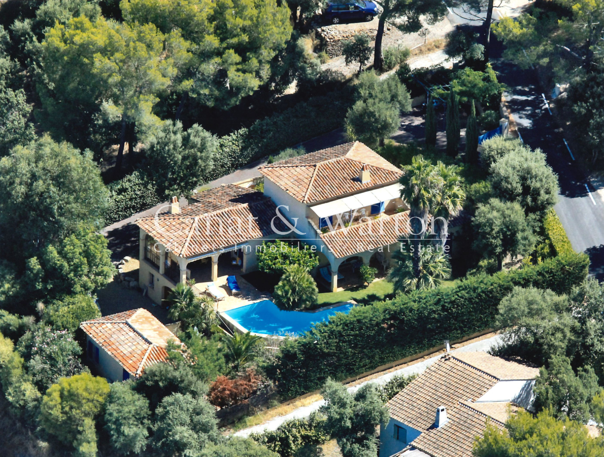 Vente VILLA + MAZET INDEPENDANT VUE DEGAGEE FACE AU VILLAGE Pierrefeu