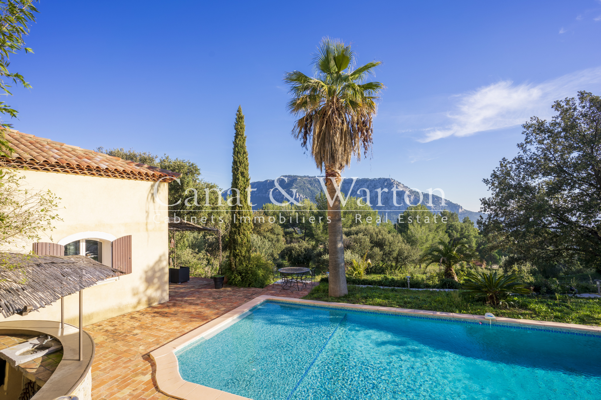 Vente VILLA VUE MER TOULON OUEST AVEC PISCINE Toulon maison villa à