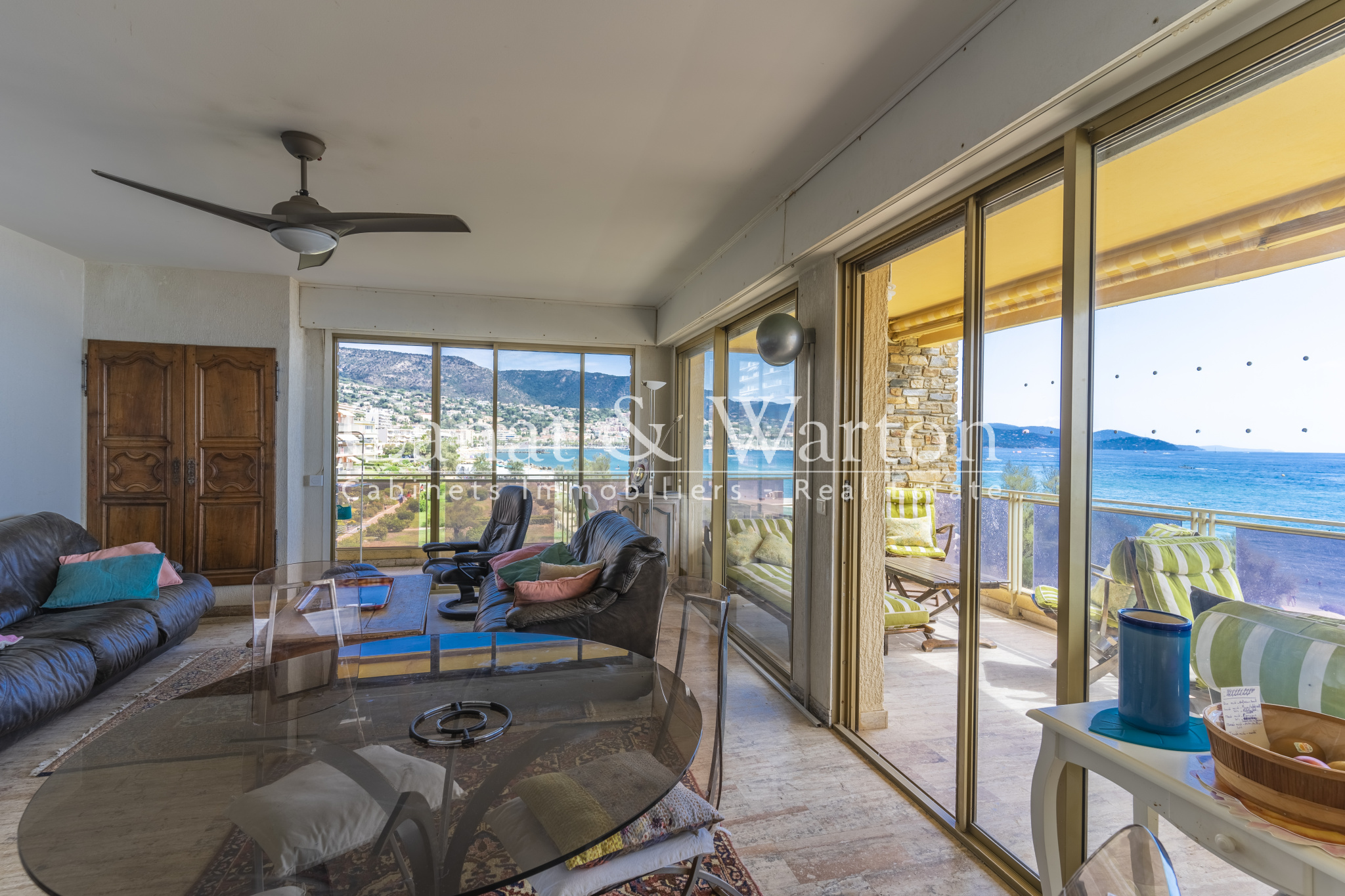 Appartement à Vendre Au Lavandou Front De Mer Vente LE LAVANDOU DERNIER ETAGE appartement vue mer panoramique Le Lavandou  - appartement à vendre Le Lavandou