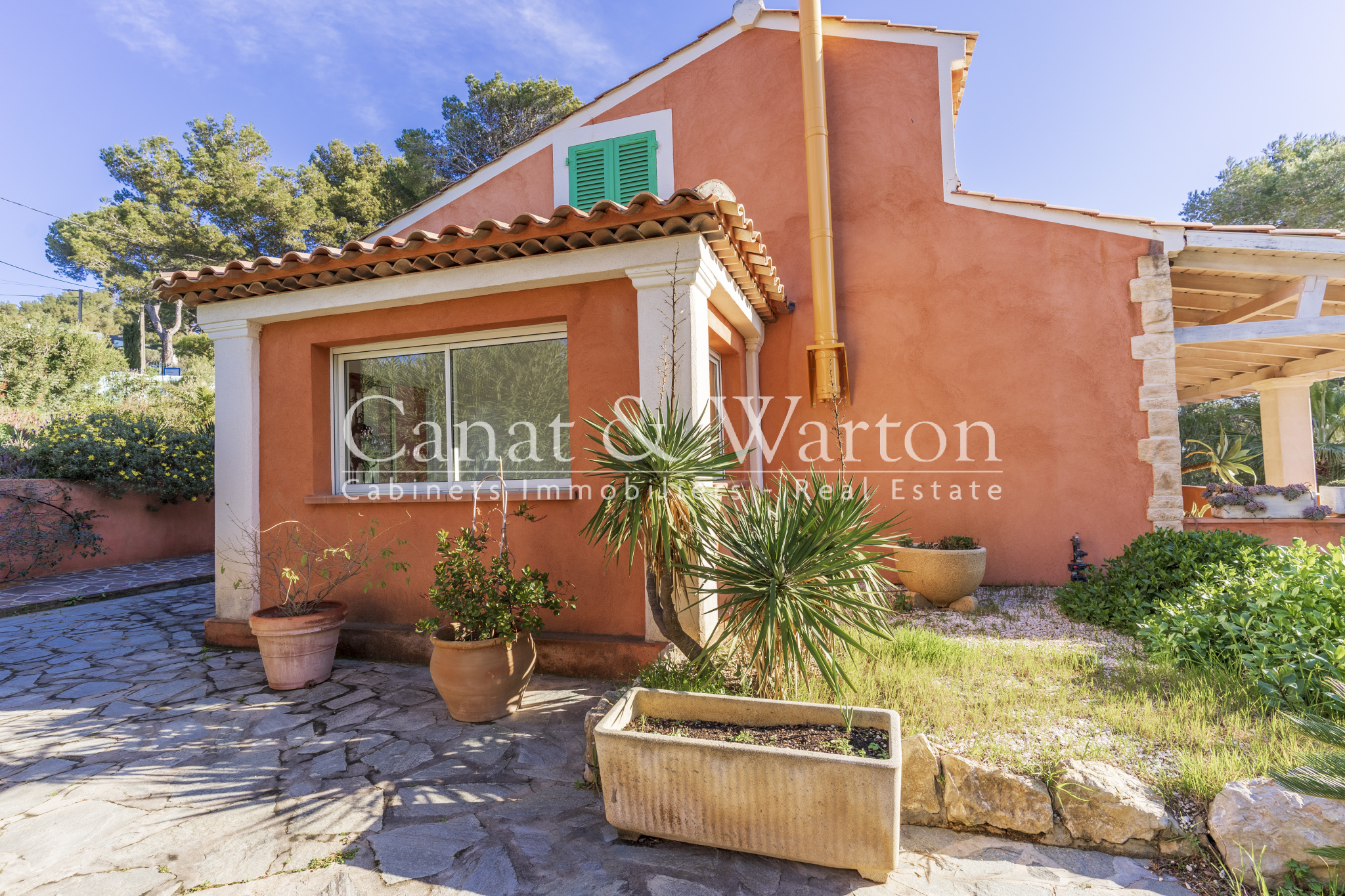 Vente HYERES VUE MER EXCEPTIONNELLE Hyères - maison / villa à vendre Hyères