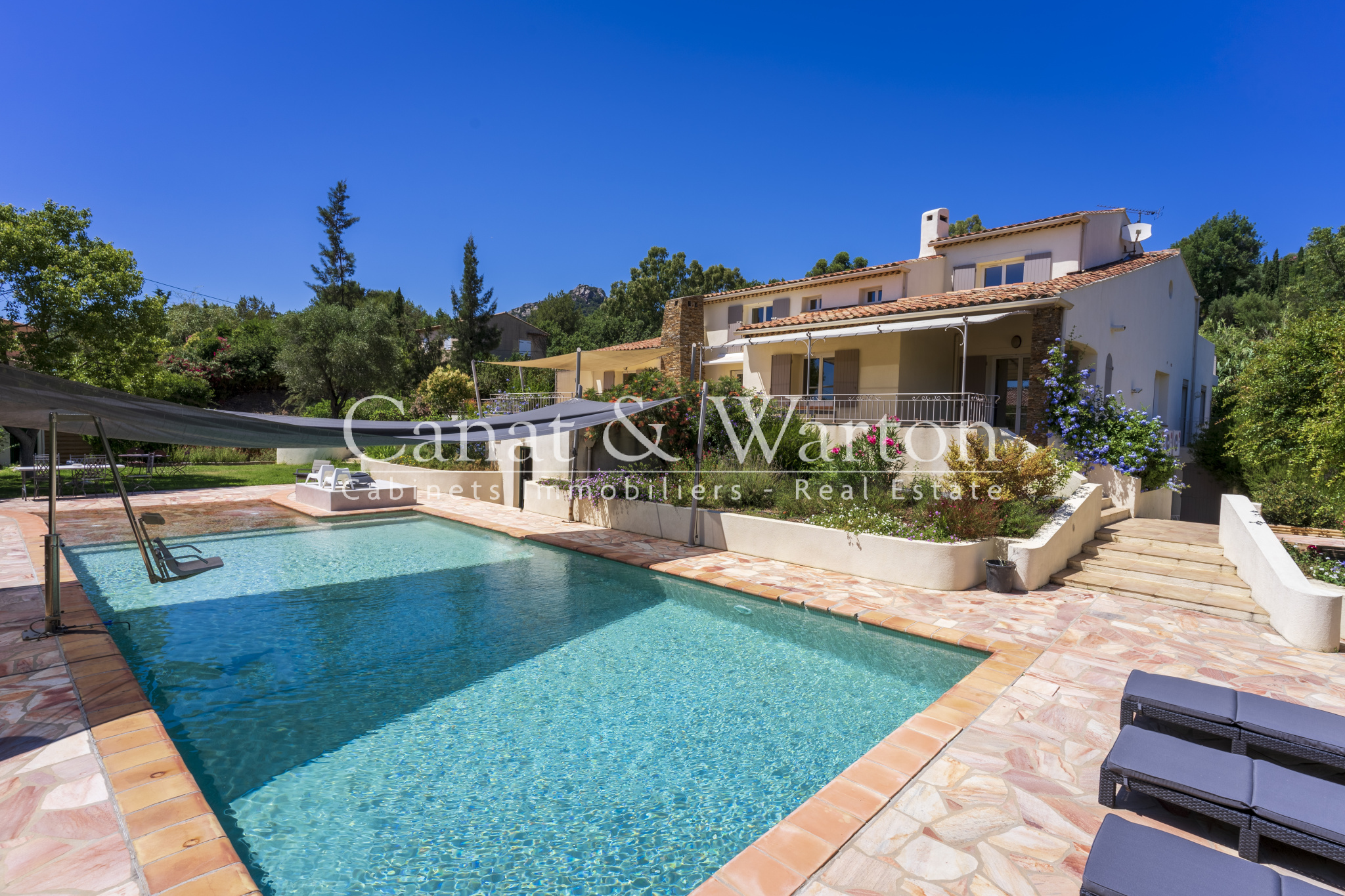 Vente HYERES AUX PORTES DE LA VILLE... Hyères maison / villa à vendre