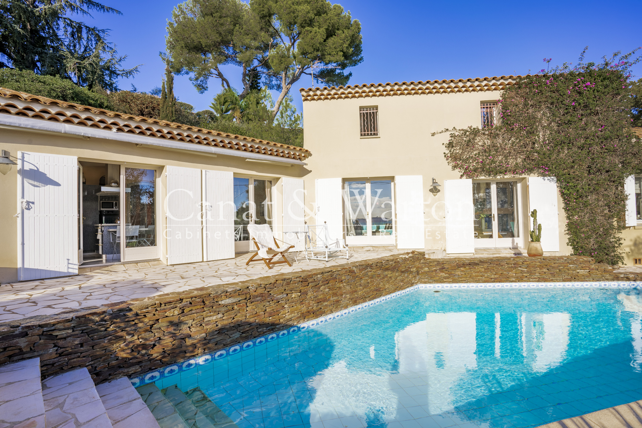 Vente PROCHE CENTREVILLE VUE MER Hyères maison / villa à vendre Hyères