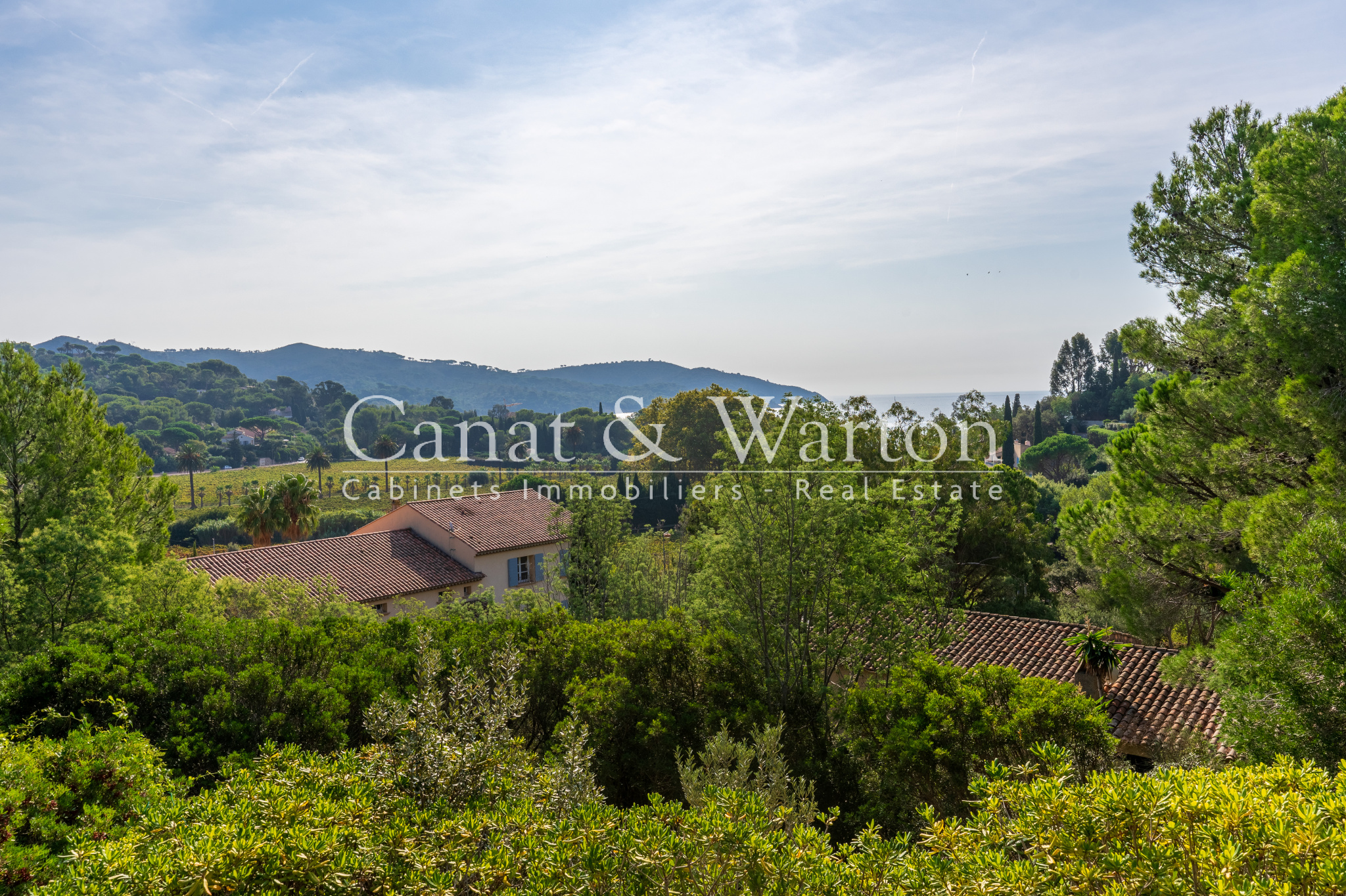 Vente Maison 180m² 7 Pièces à La Croix-Valmer (83420) - Canat & Warton