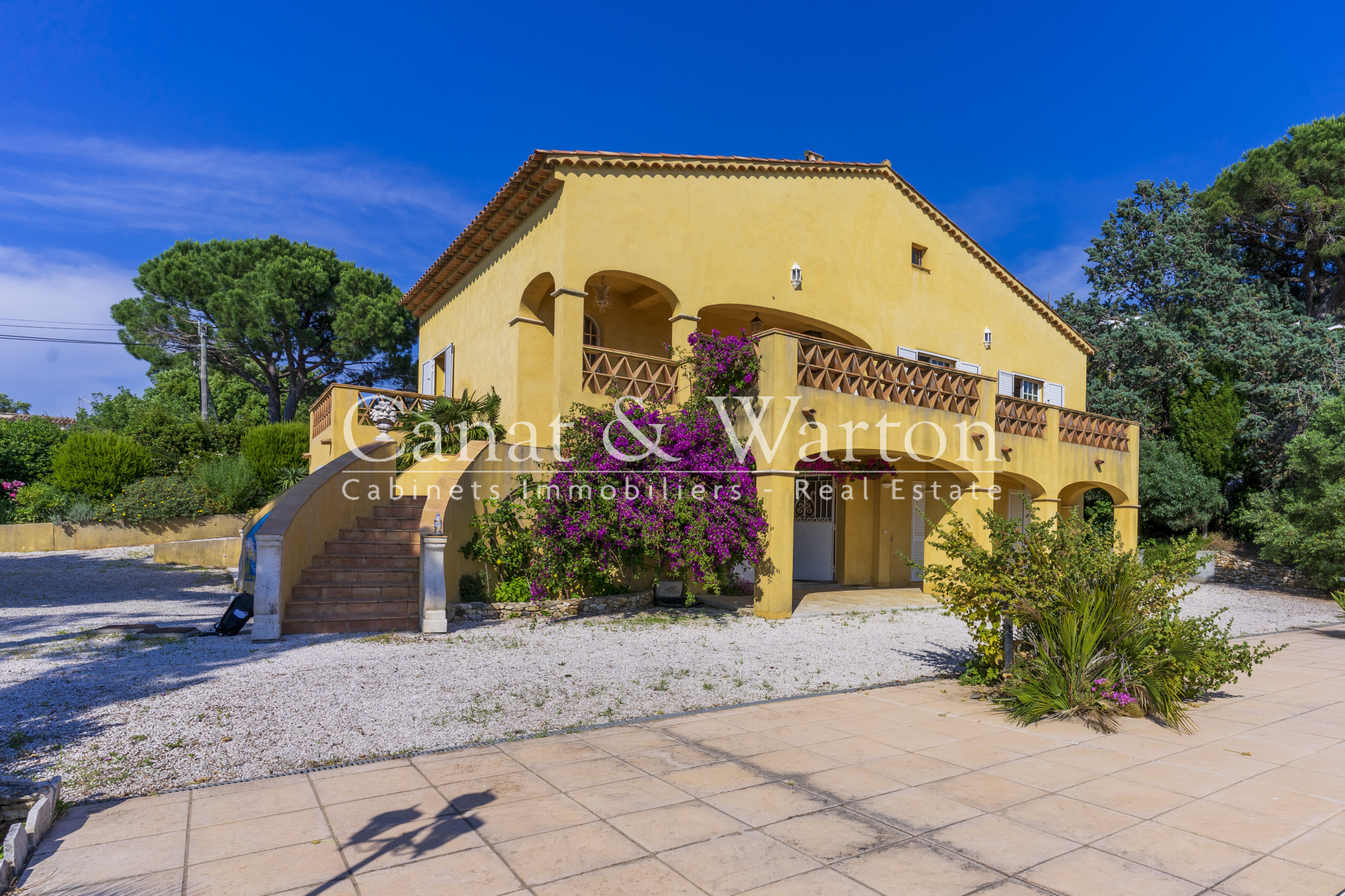 Vente VILLA A GASSIN AVEC PISCINE ET VUE DEGAGEE Gassin maison