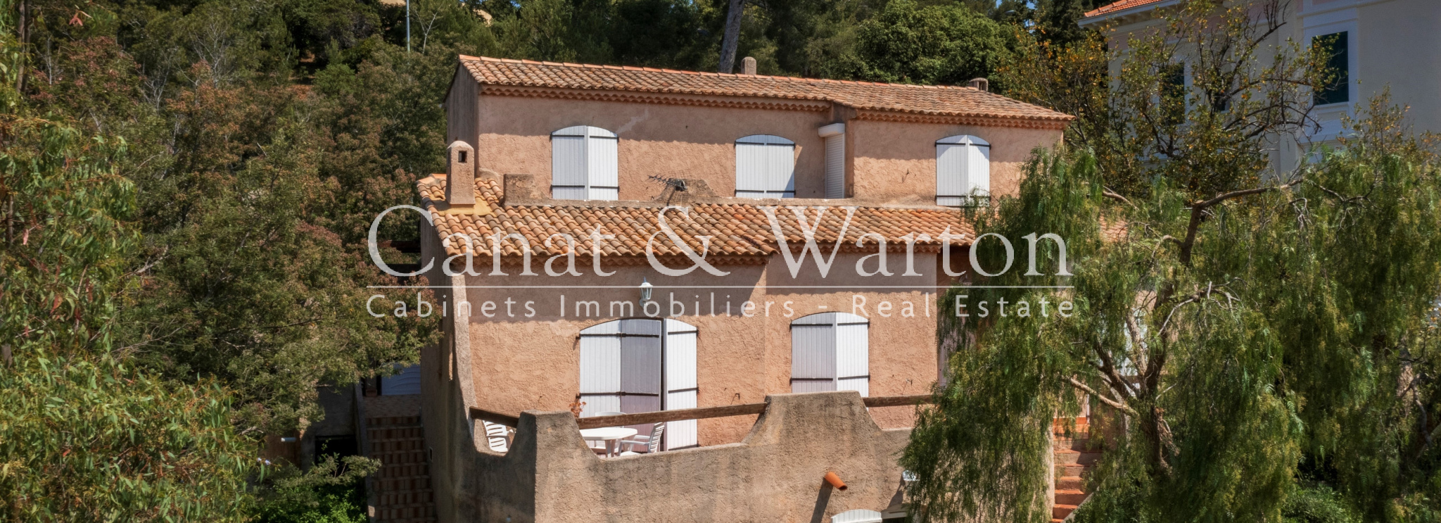 Vente VILLA VUE MER PANORAMIQUE TAMARIS 400 M BORD DE MER La SeynesurMer maison / villa à Vente VILLA VUE MER PANORAMIQUE TAMARIS 400 M BORD DE MER La SeynesurMer maison / villa à