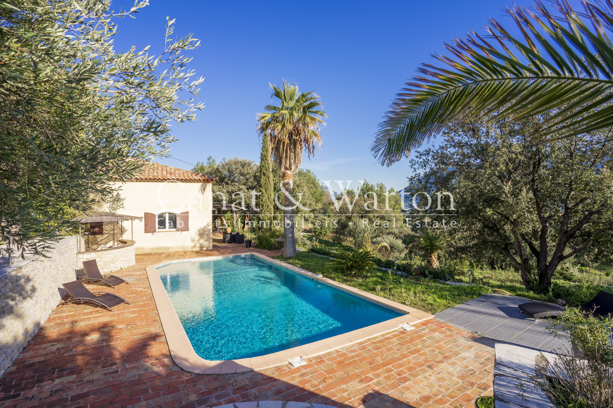 Vente VILLA VUE MER TOULON OUEST AVEC PISCINE Toulon maison / villa à