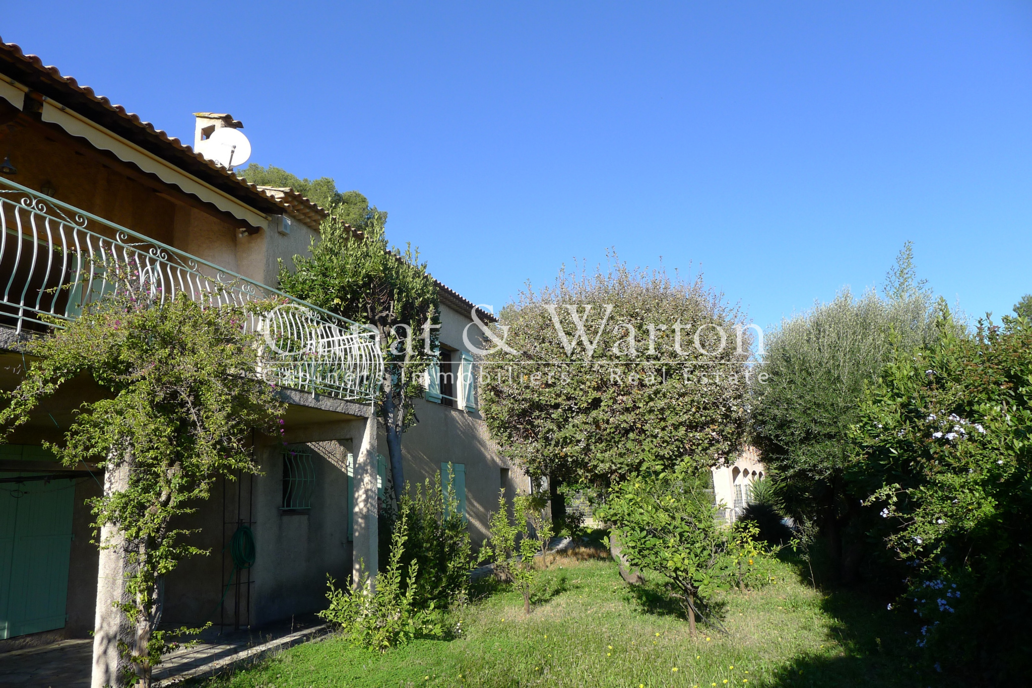 Vente Haut de La Garde Villa 250m² vue mer La Garde maison / villa