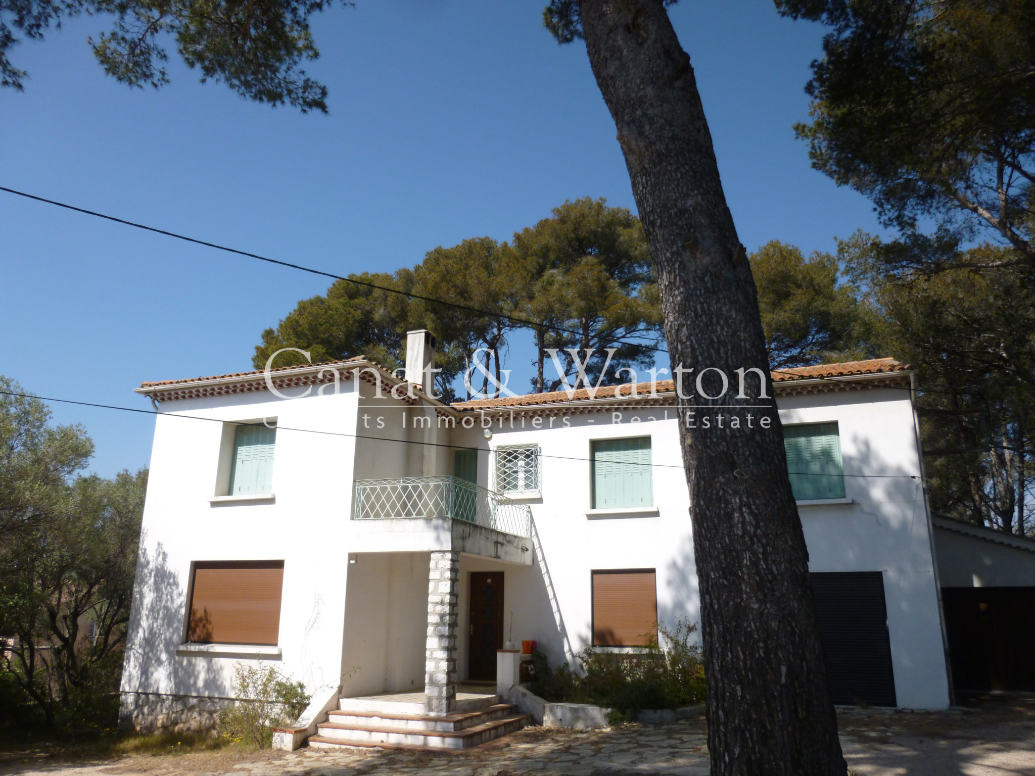 Vente LA GARDE, grande villa de 220 m² habitables, très au calme, sur