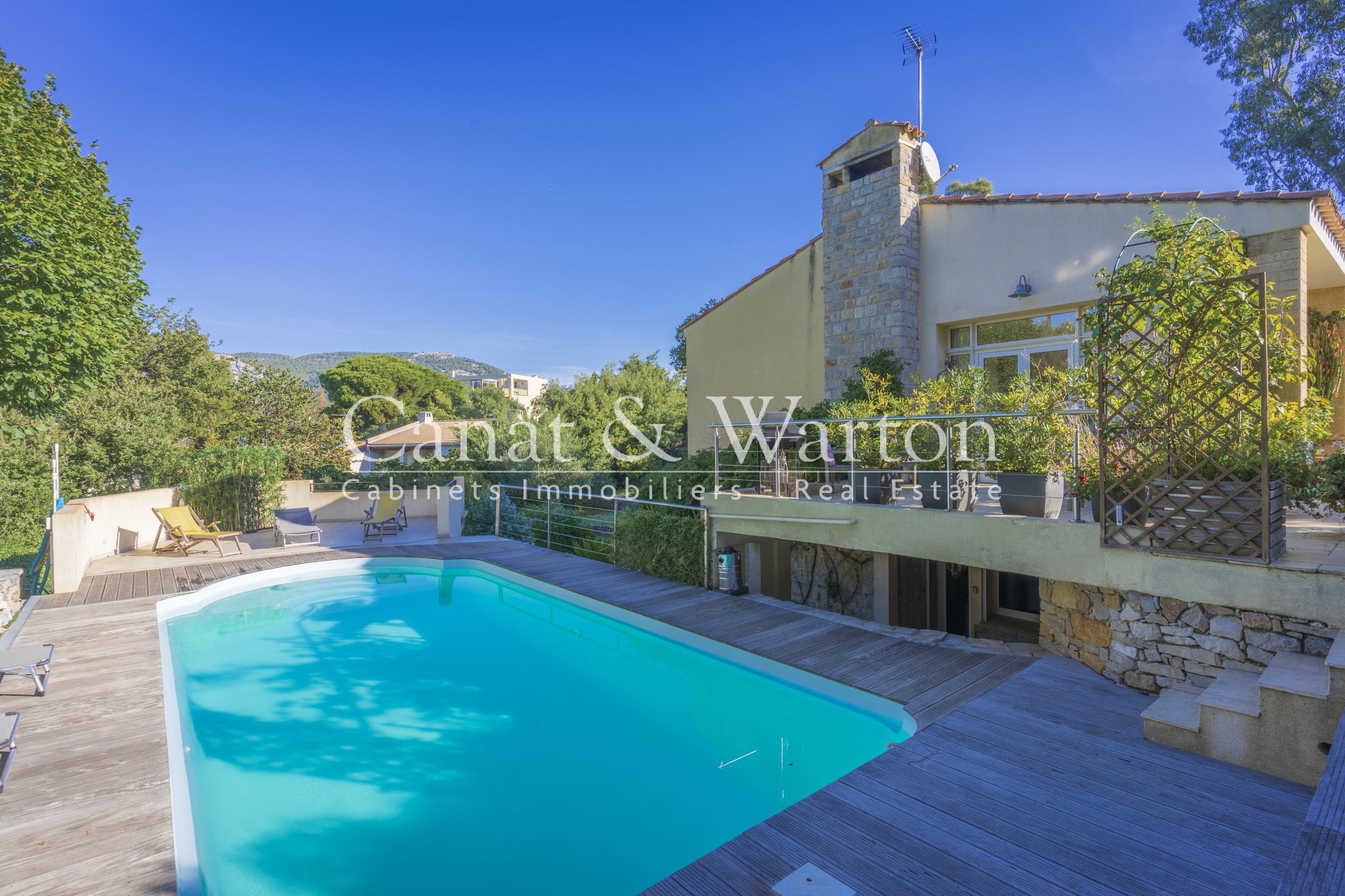 Vente Toulon Est Villa contemporaine avec piscine Toulon maison